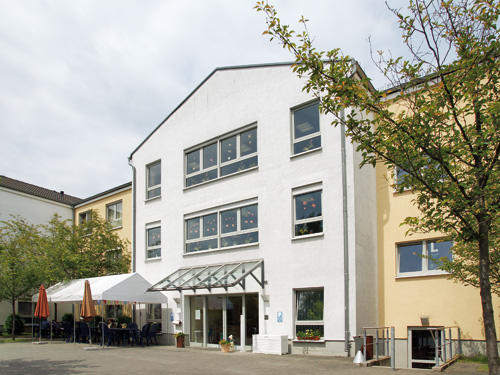 Gebäude Altenpflegezentrum Schiffweiler/Heiligenwald Haus St. Martin Schiffweiler